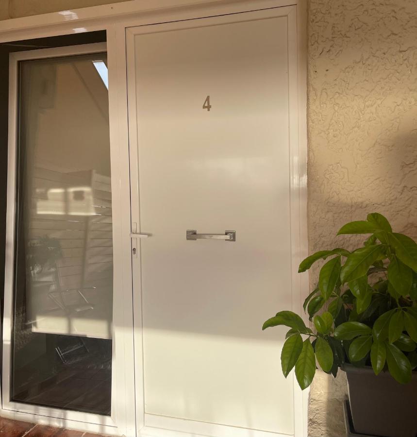 Seaview Apartments Anavyssos Luaran gambar